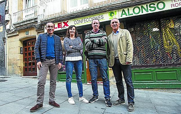 Miguel Ángel Páez, Ava Velo, Andoni Petrikorena y Tomás Maeztu.