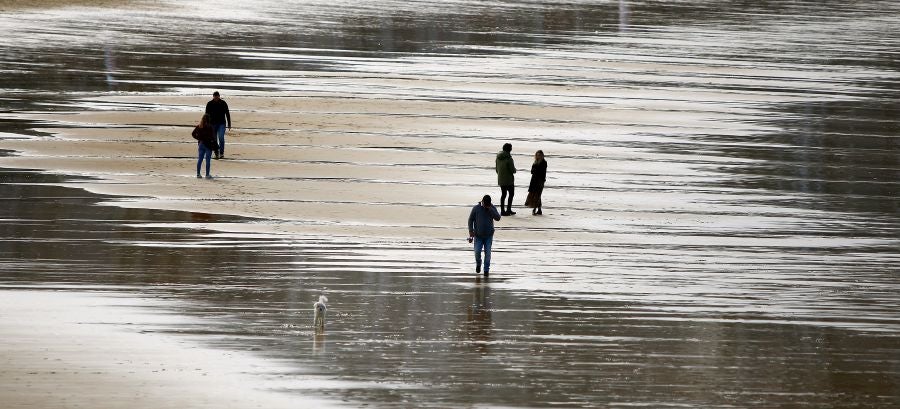 Euskadi está ya lista para el primer temporal del otoño. Viento, lluvia, nieve, olas... serán protagonistas cuando menos en las próximas 36 horas. 
