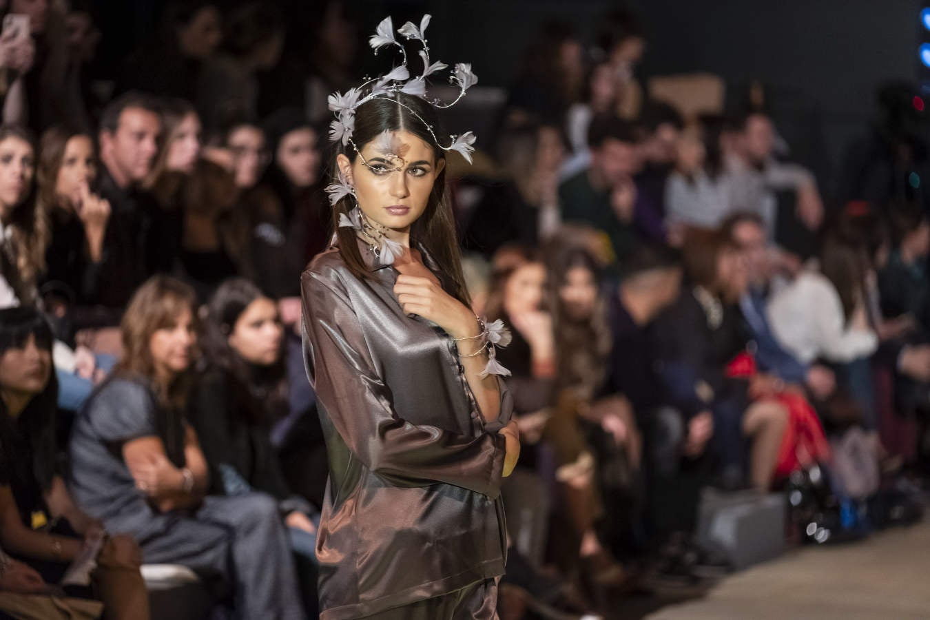 Otro año más, San Telmo se vuelve a vestir de gala para acoger una intensa jornada de desfiles en la que los diseñadores de prestigiosas marcas pueden mostrar sus nuevas creaciones. 