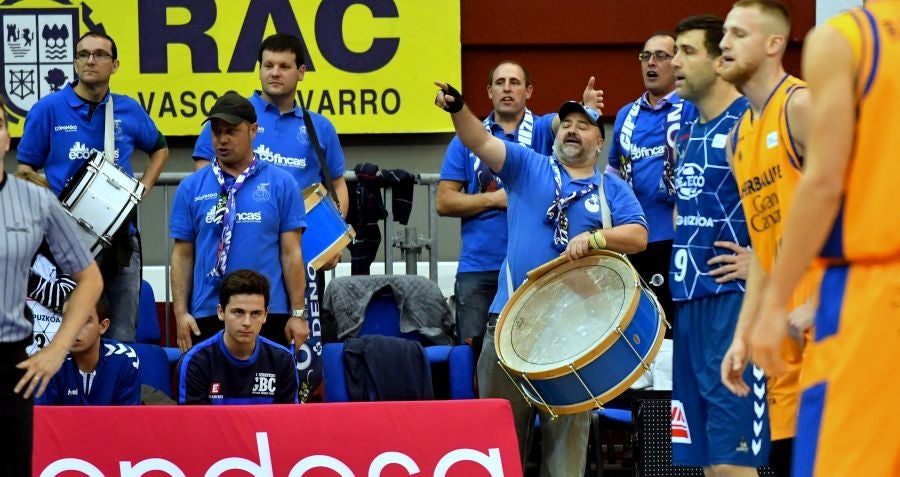 El GBC logra su primera victoria tras vencer con claridad esta tarde en Illunbe al Gran Canaria (74-63). 