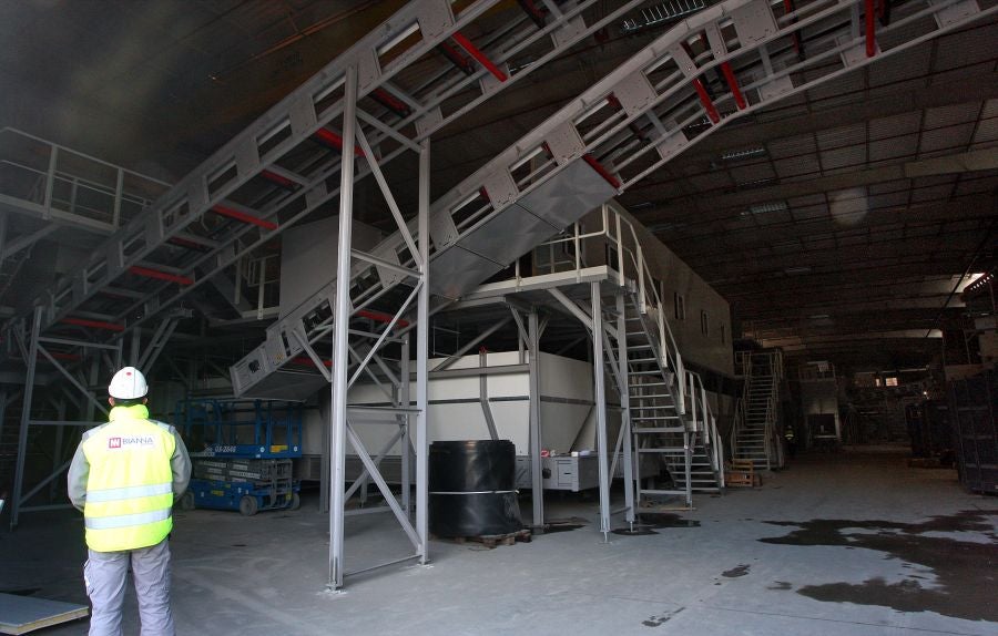 Los miembros de la Comisión de Medioambiente y de Gobernanza de las Juntas Generales han visitado junto con el Diputado de Medioambiente, José Ignacio Asensio el complejo medioambiental de Gipuzkoa. 