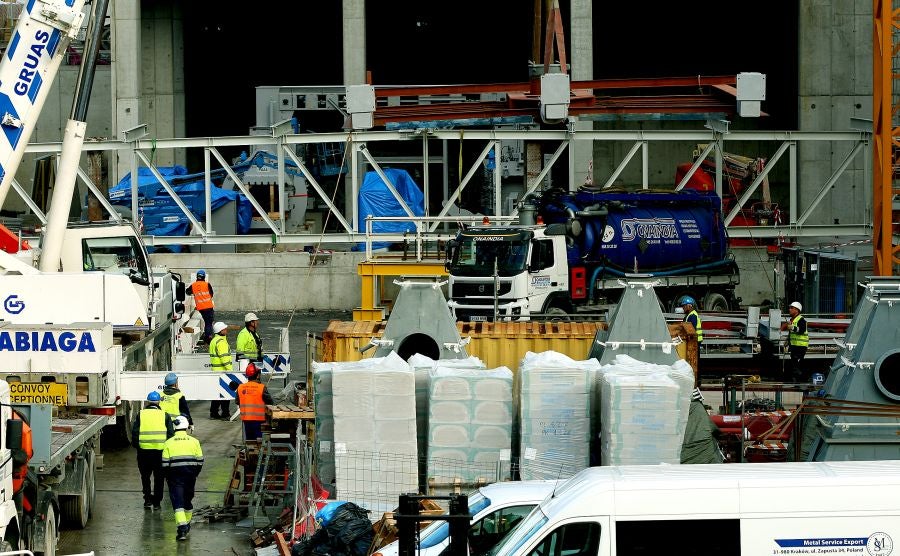 Los miembros de la Comisión de Medioambiente y de Gobernanza de las Juntas Generales han visitado junto con el Diputado de Medioambiente, José Ignacio Asensio el complejo medioambiental de Gipuzkoa. 