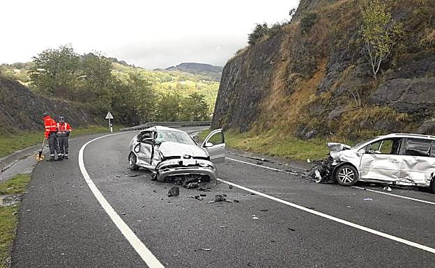 Los dos vehículos implicados en el accidente.
