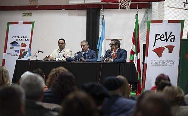 Urkullu defiende un nuevo modelo plurinacional que blinde el autogobierno vasco y sirva para desbloquear Cataluña