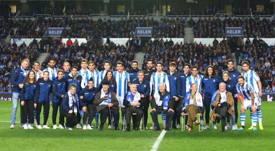 La Real Sociedad recibe al Sevilla con la imperiosa necesidad de lograr su primer triunfo en Anoeta. Sin emabrgo, tras un juego muy disputado, el equipo txuri-urdin no ha podido llevarse más que un punto. 