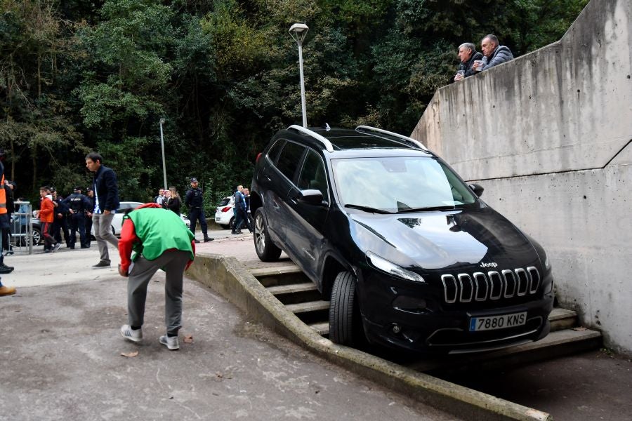 La Real Sociedad recibe al Sevilla con la imperiosa necesidad de lograr su primer triunfo en Anoeta. Sin emabrgo, tras un juego muy disputado, el equipo txuri-urdin no ha podido llevarse más que un punto. 