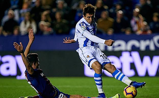 Resumen y goles del Levante UD 1-3 Real Sociedad