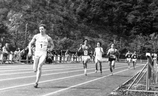 Tomás Rincón, en cabeza. 