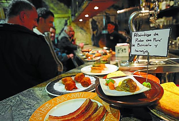 Barra. Los establecimientos presentarán los pinchos ideados para el concurso.