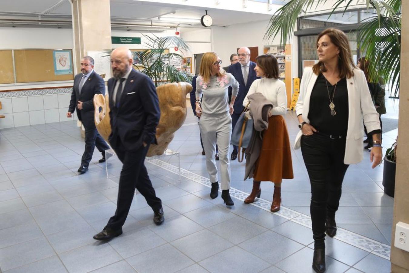 Celebración de las IV Jornadas sobre Terrorismo bajo el título «Lucha contra el terrorismo y Derechos Humanos», organizadas por la AVT y la Asociación-Plataforma de Apoyo a las Víctimas del Terrorismo.