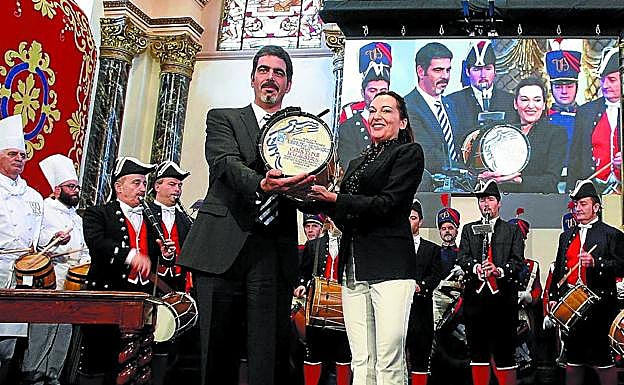 Cristina Iglesias fue en 2016 la última mujer en recibir el Tambor de Oro.