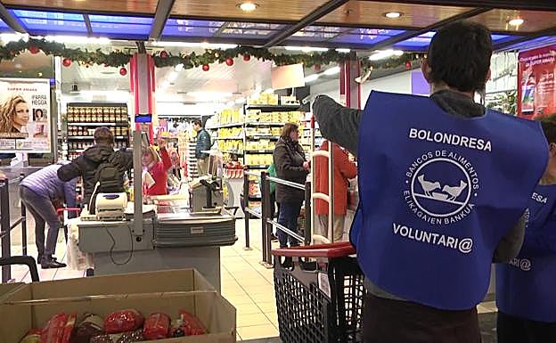 La solidaridad con el Banco de Alimentos llega de toda Gipuzkoa