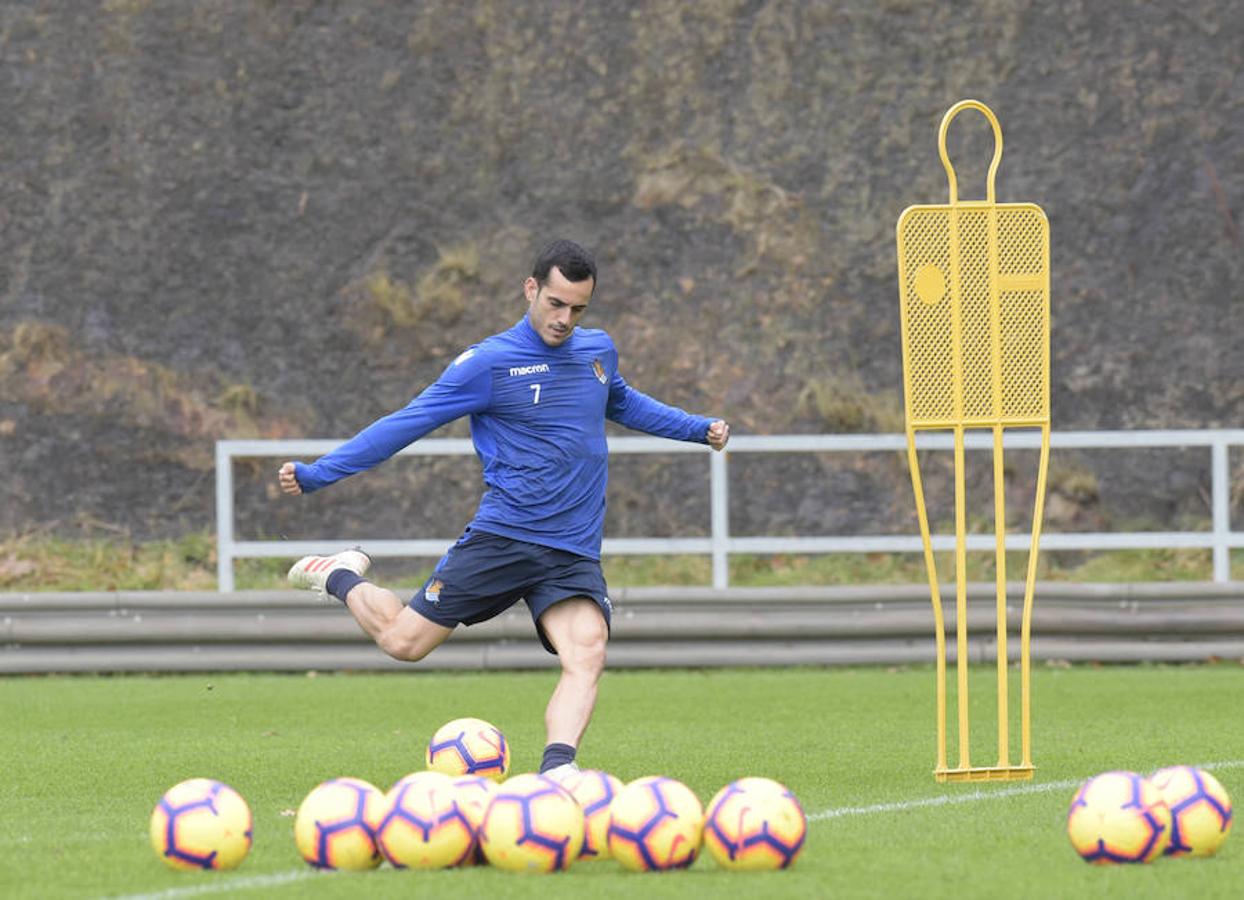 Los de Asier Garitano han efectuado el último entrenamiento de la semana antes de medirse este domingo al Betis en Sevilla