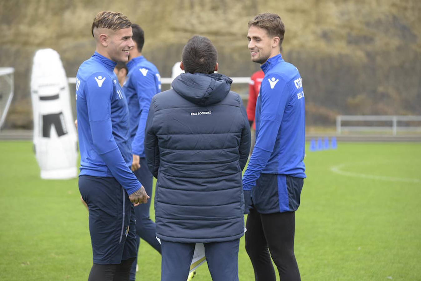 Los de Asier Garitano han efectuado el último entrenamiento de la semana antes de medirse este domingo al Betis en Sevilla