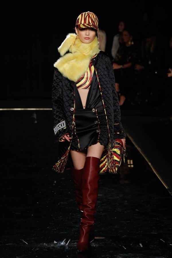 Muchas caras conocidas en el último desfile de Versace para la temporada de otoño de 2019