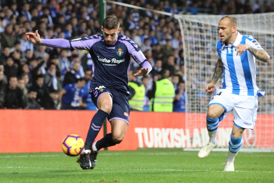 Los txuri-urdin se volcaron contra la portería rival sin ser capaces de materializar las numerosas ocasiones de gol (1-2). 