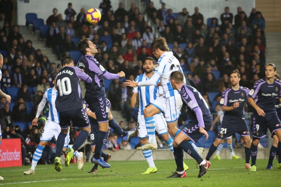 Los txuri-urdin se volcaron contra la portería rival sin ser capaces de materializar las numerosas ocasiones de gol (1-2). 