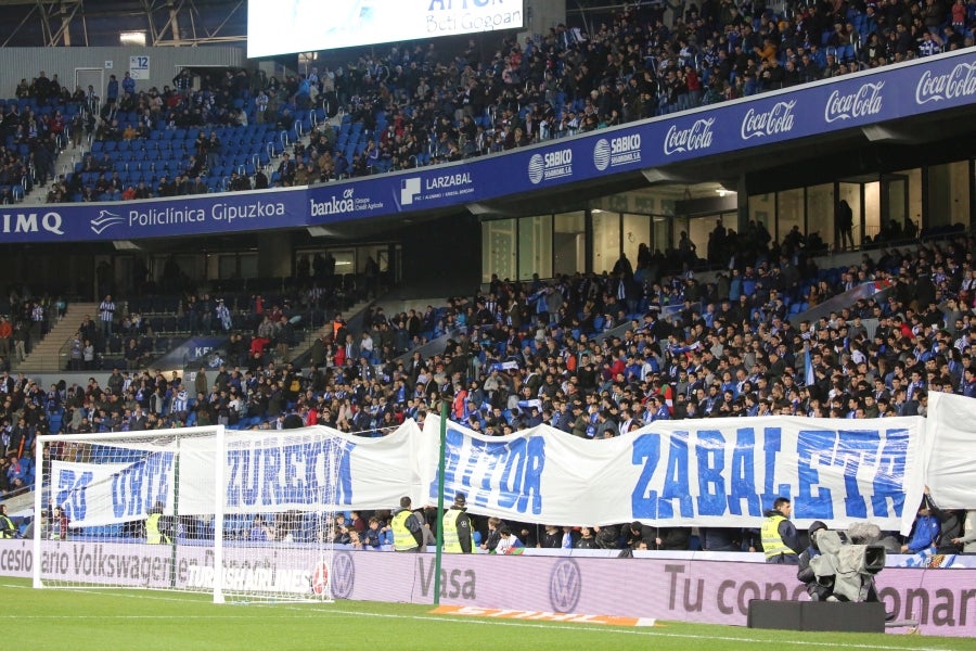 Los txuri-urdin se volcaron contra la portería rival sin ser capaces de materializar las numerosas ocasiones de gol (1-2). 