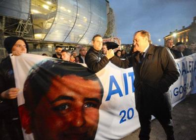 Imagen secundaria 1 - «Se nota, se siente, Aitor está presente»
