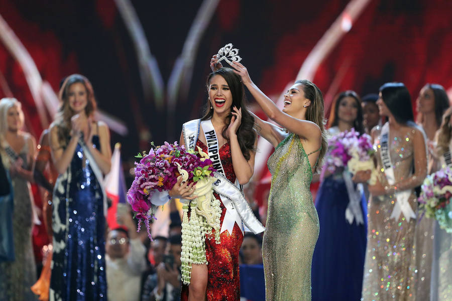 Mujeres representando a 94 naciones participarán en la 67ª Miss Universo 2018. Miss Venezuela Sthefany Gutierrez, Miss Sudáfrica Tamaryn Green y Miss Filipinas Catriona Gray fueron las tres finalistas del concurso de belleza en el que la filipina se impuso finalmente. 