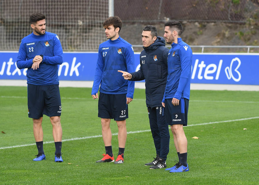 La Rea Sociedad se ha ejercitado en Zubieta con la mejor de las noticias. Luca Sangalli se ejercita con sus compañeros por primera vez desde que el 31 se octubre sufriera un ictus. Además de con la novedad del donostiarra, Garitano cuenta en el entrenamiento con los canteranos Le Normand, Barrenetxea, Lapeña, Muñoz, Pecharroman y Sola.