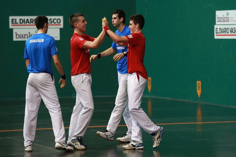 Triunfo de Murua y Elizegi en promesas (22-11) y de Miren Larrarte (22-20) en el femenino