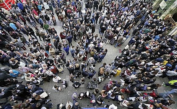 Denuncian un ataque sexista a una menor el día de Santo Tomás en San Sebastián