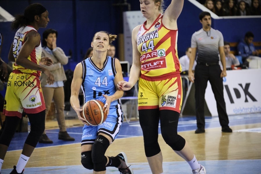 IDK Gipuzkoa ha perdido esta tarde en el Gasca 60-74 ante el líder de la Liga Día el Girona.