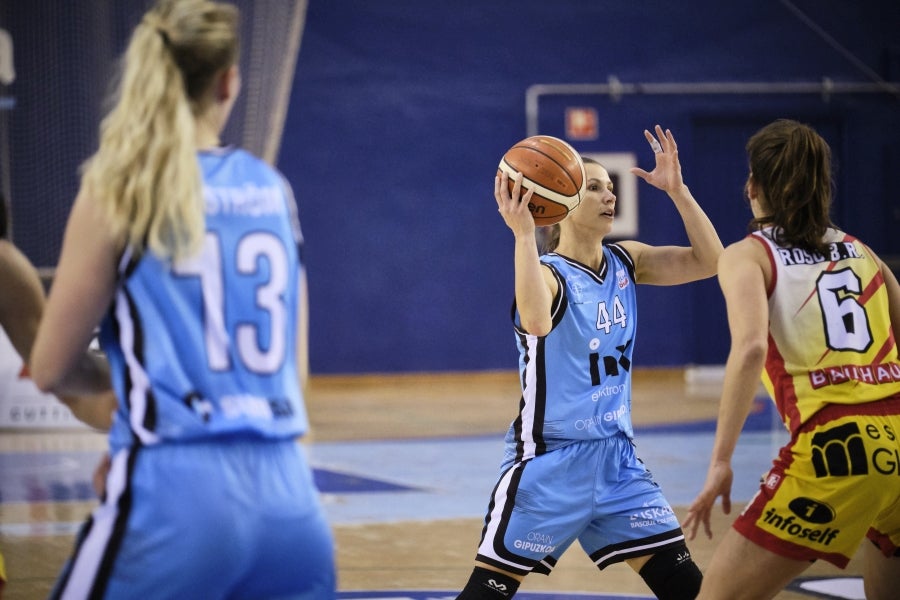 IDK Gipuzkoa ha perdido esta tarde en el Gasca 60-74 ante el líder de la Liga Día el Girona.