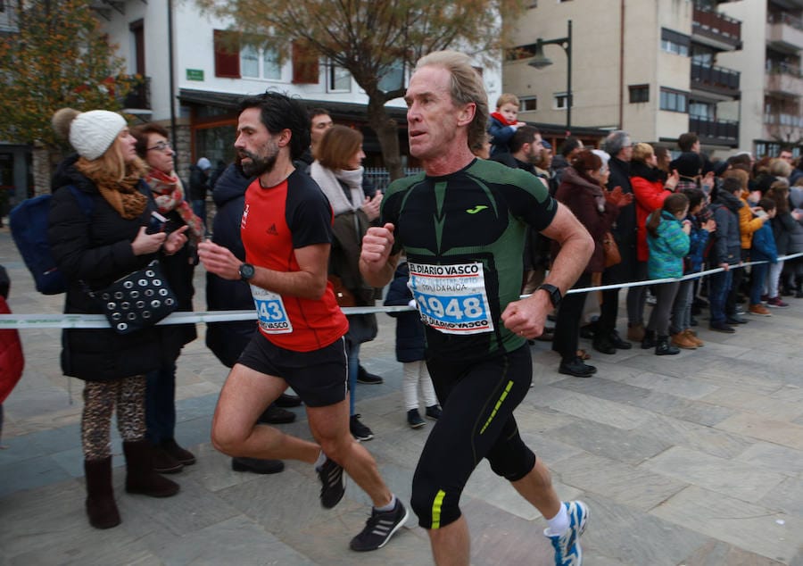 Fotos: San Silvestre solidario en Hondarribia