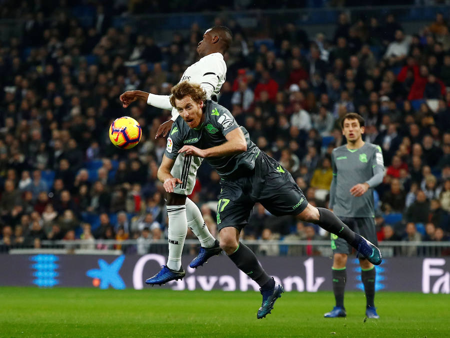 Gran ambiente en el Santiago Bernabéu donde se enfrenta la Real Sociedad de Imanol Alguacil al Madrid de Solari.