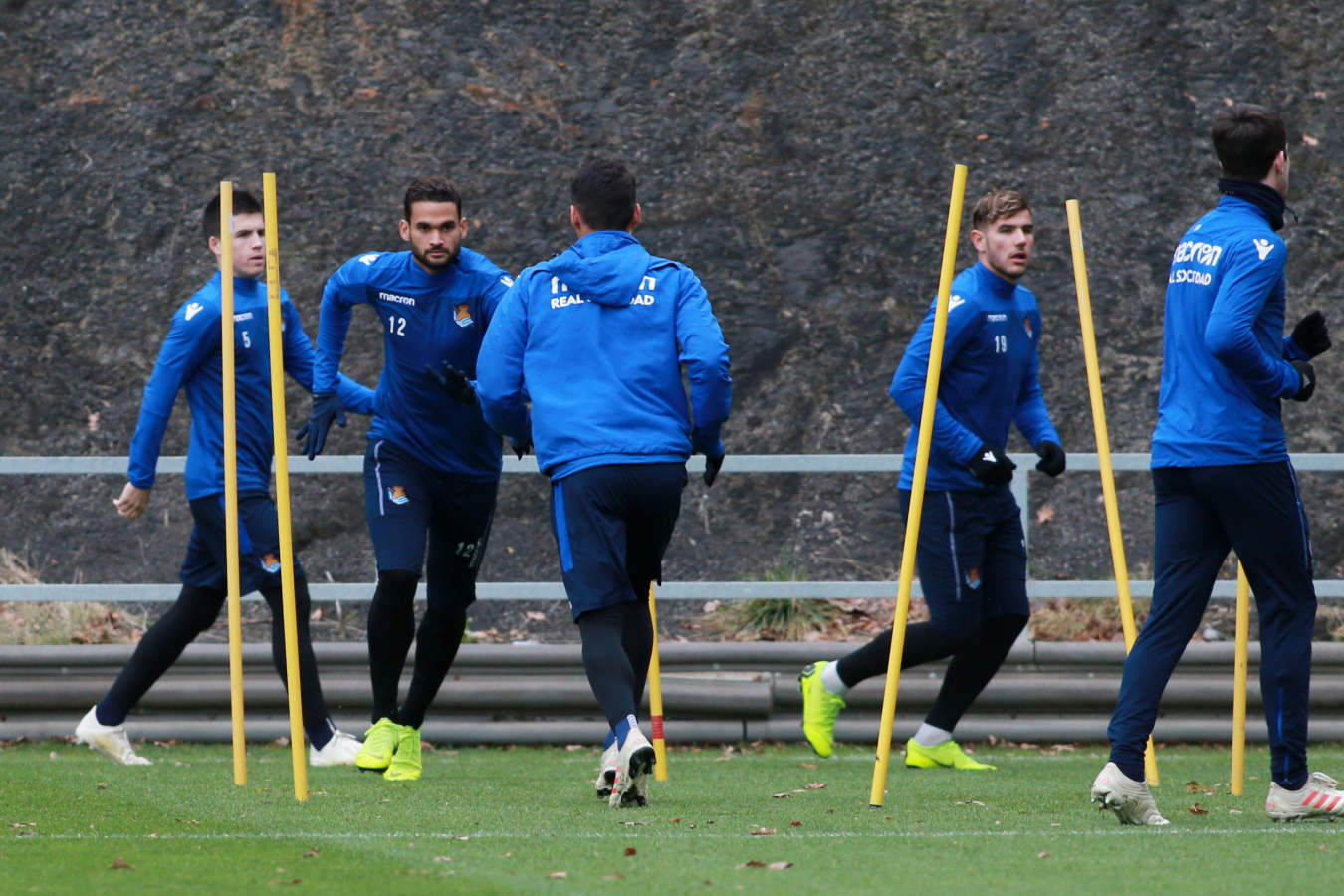 La Real Sociedad tratará de prolongar su buen momento anímico en la Copa del Rey en casa del Betis, en busca de un buen resultado que deje viva la eliminatoria para poder resolverla en Anoeta