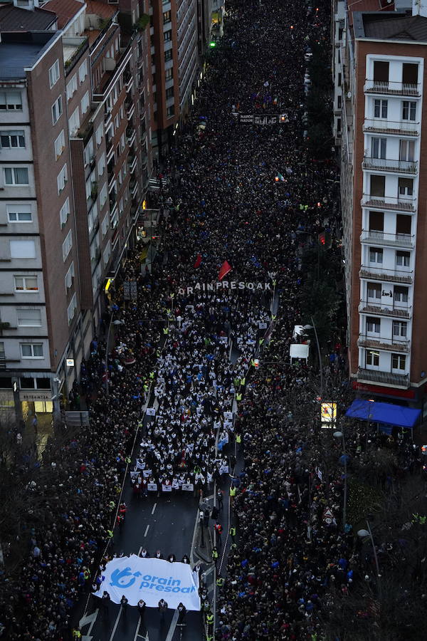 Fotos: Miles De Personas Se Manifiestaen En Bilbao A Favor De Los ...