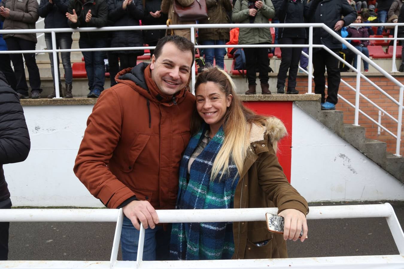 Cientos de aficionados se han acercado a Mintxeta para disfrutar del Cross Juan Muguerza de Elgoibar