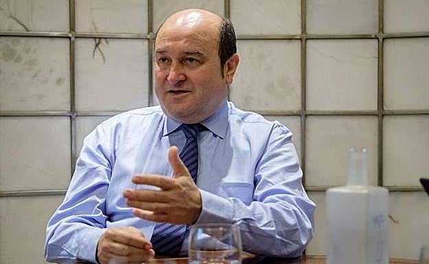 Ortuzar pide al Gobierno que se «ponga las pilas» y no sea «rácano» con el Presupuesto
