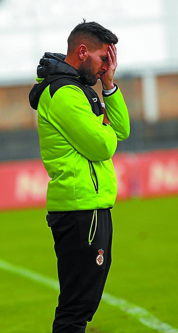 Juan Domínguez, desesperado en Gal.
