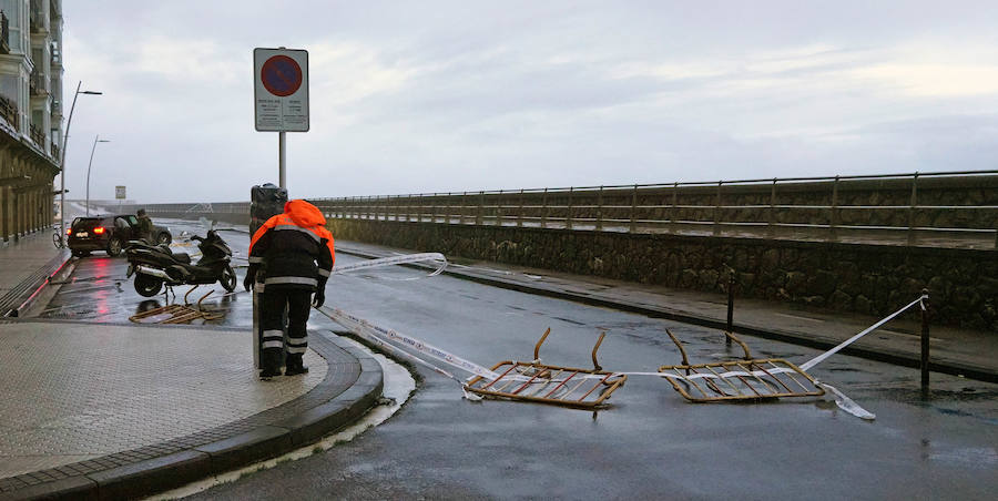 Las intensas lluvias y el viento provocan numerosas incidencias en Gipuzkoa