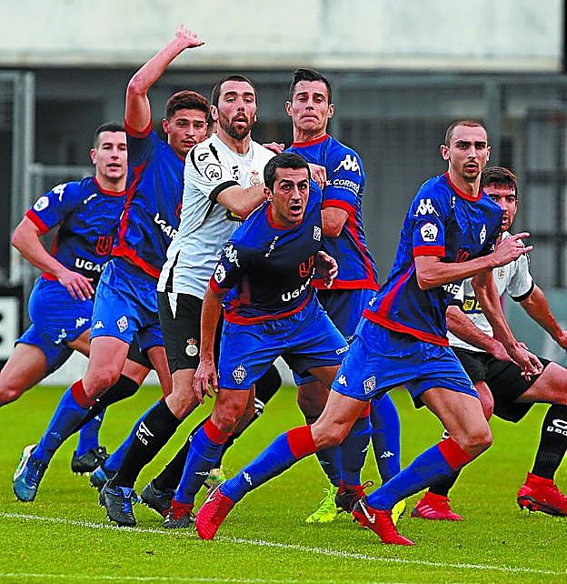 Esnaola marcó ante la Peña Sport.
