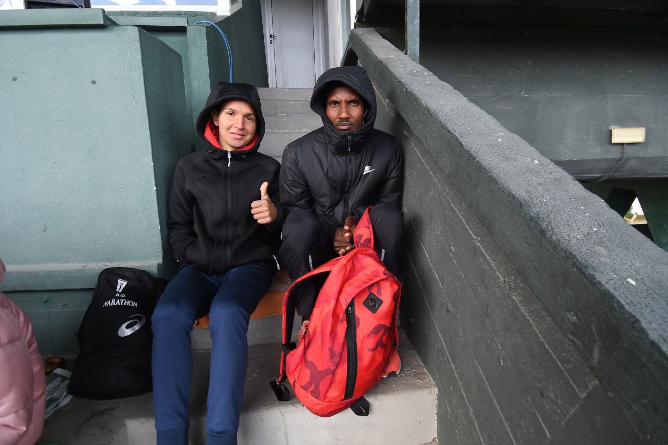 Fotos: El público del cross de San Sebastián desafía al viento y la lluvia