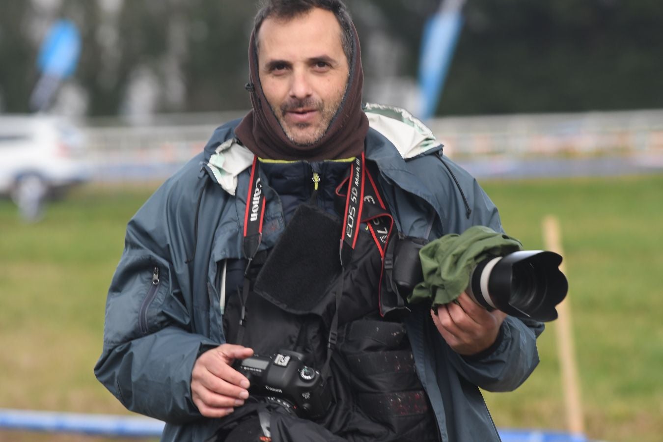 Fotos: El público del cross de San Sebastián desafía al viento y la lluvia