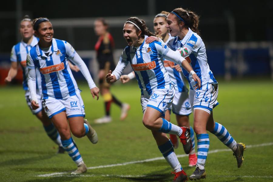 La Real femenina ha goleado este miércoles al Rayo Vallecano en Zubieta. El resultado final ha sido 4-0.