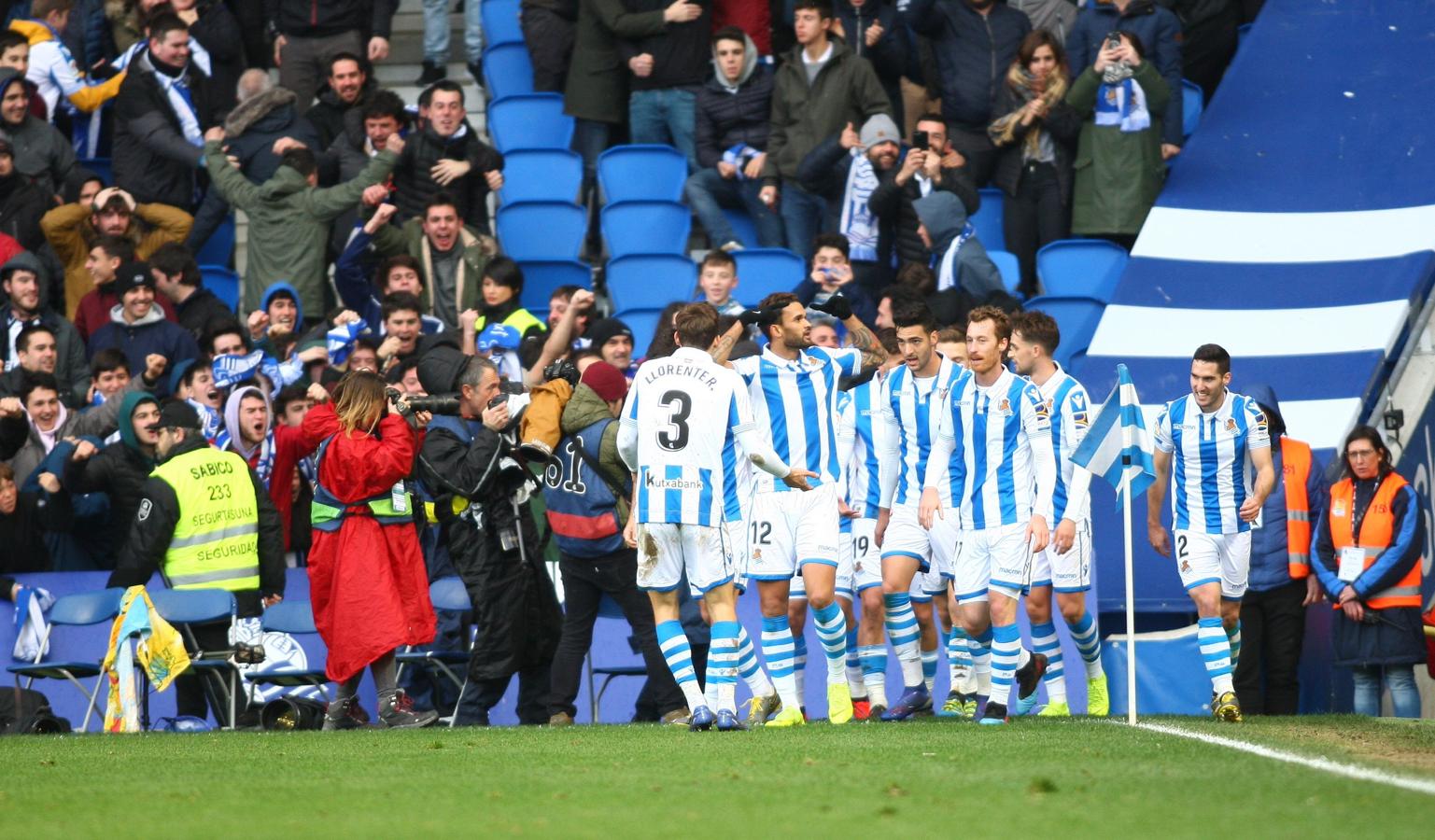 Las mejores imágenes del derbi entre la Real Sociedad y el Athletic en Anoeta. 