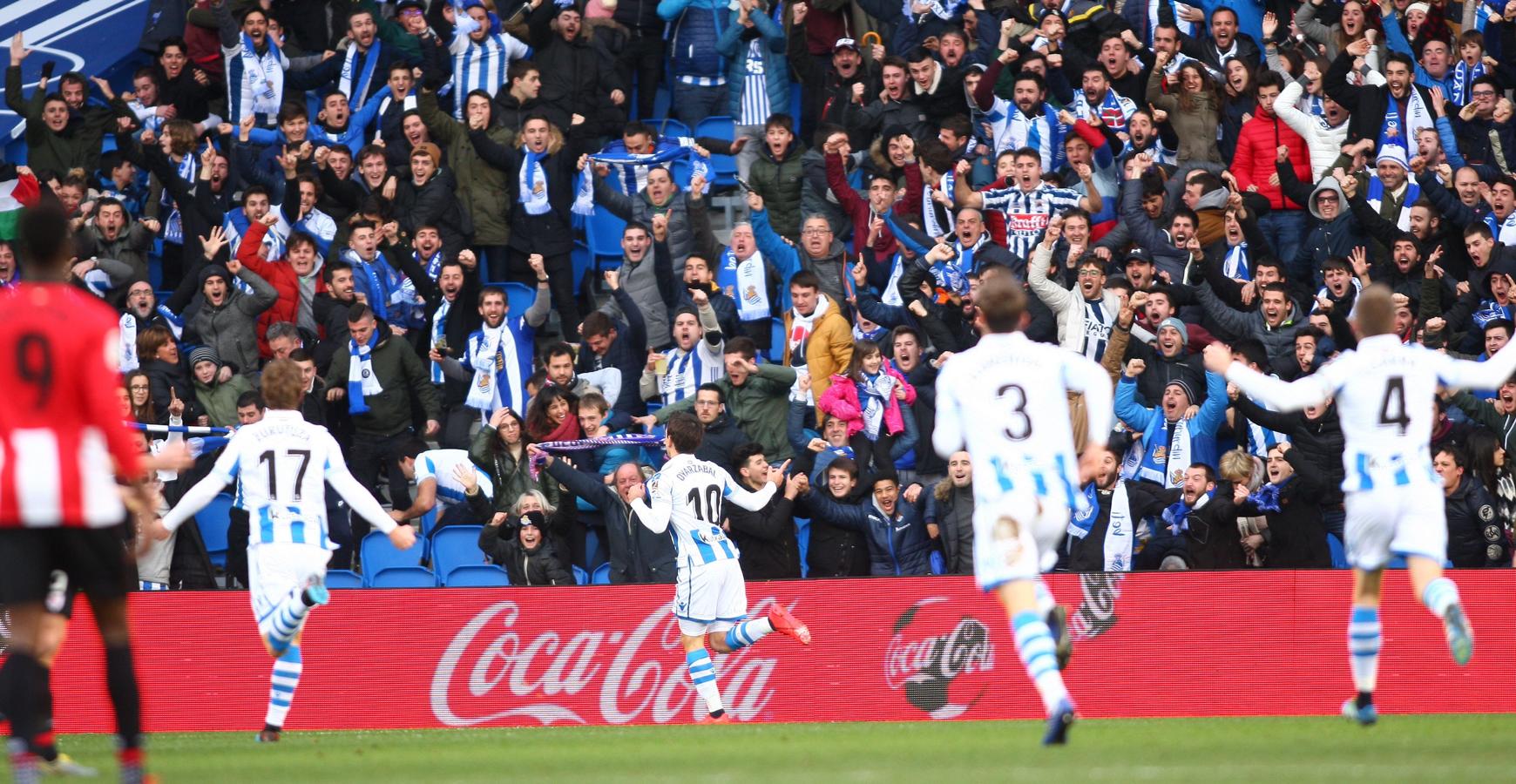 Las mejores imágenes del derbi entre la Real Sociedad y el Athletic en Anoeta. 
