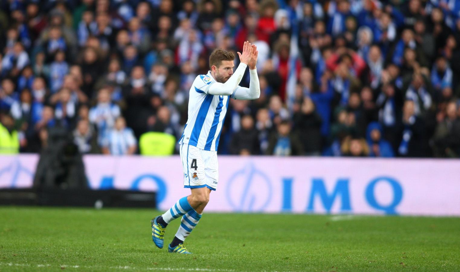 Las mejores imágenes del derbi entre la Real Sociedad y el Athletic en Anoeta. 