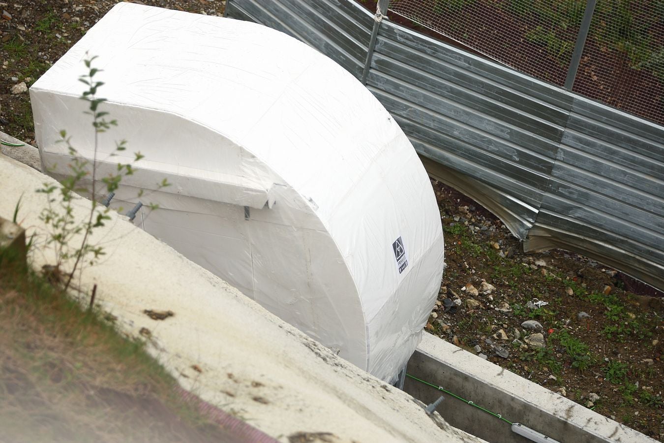 Fotos: Obras de construccion del ascensor de Morlans