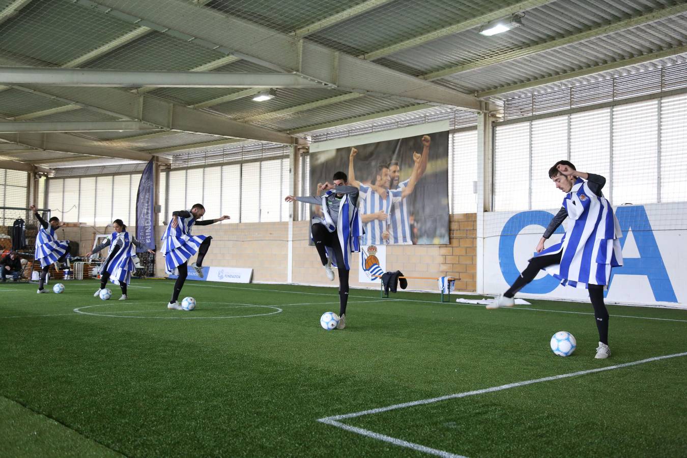 Tabakalera acoge el estreno del montaje basado en la Real Sociedad. 