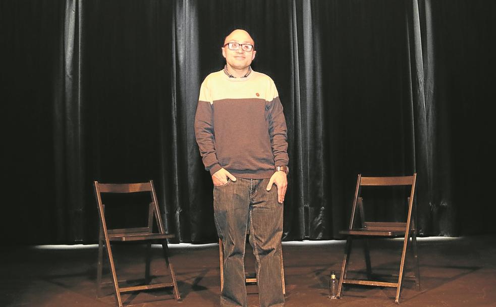 Jesús Vidal, ayer en las tablas del teatro Albéitar, en León, donde empezó y donde soñó con un papel como el de Marín, en 'Campeones'. 