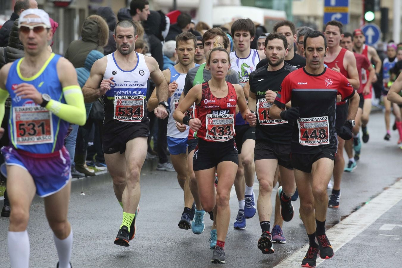 Lluvia, frío y triunfos muy reñidos en los 10 kilómetros de la Gimnástica de Ulía 