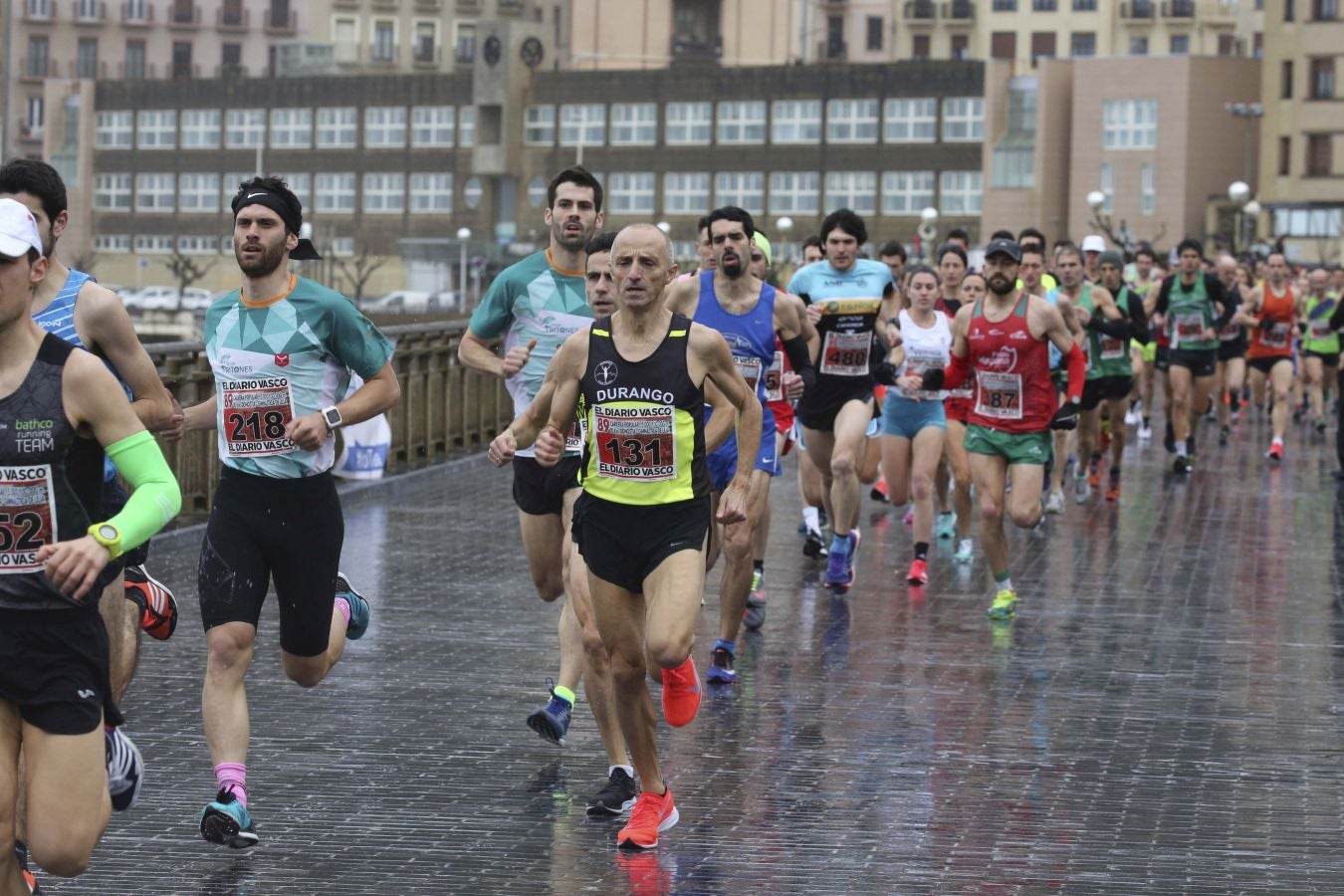 Lluvia, frío y triunfos muy reñidos en los 10 kilómetros de la Gimnástica de Ulía 