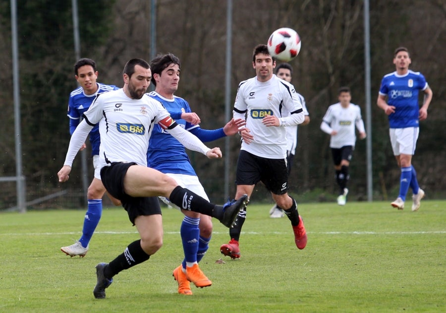 El Real Unión empata ante el Oviedo con un gol de Mikel Obregozo. 